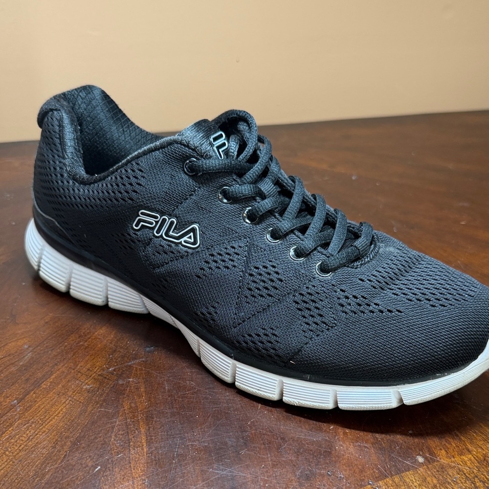 Fila Black Mesh‎ Sneakers with White Soles